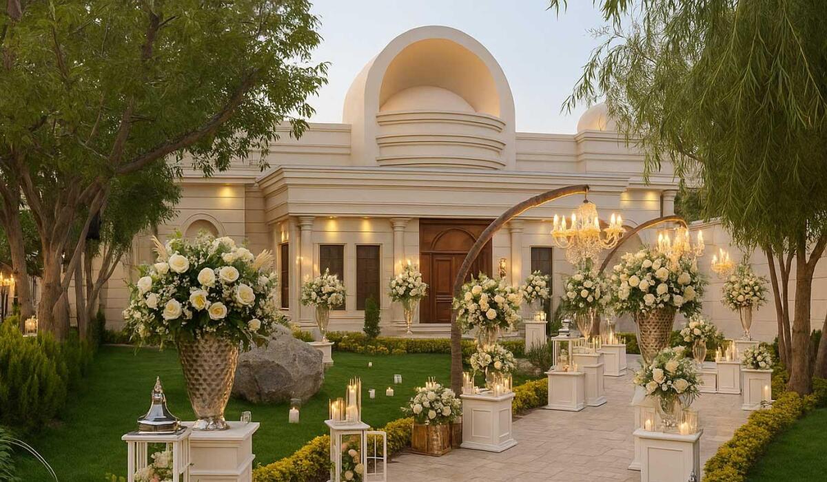 باغ تالار تک درخت